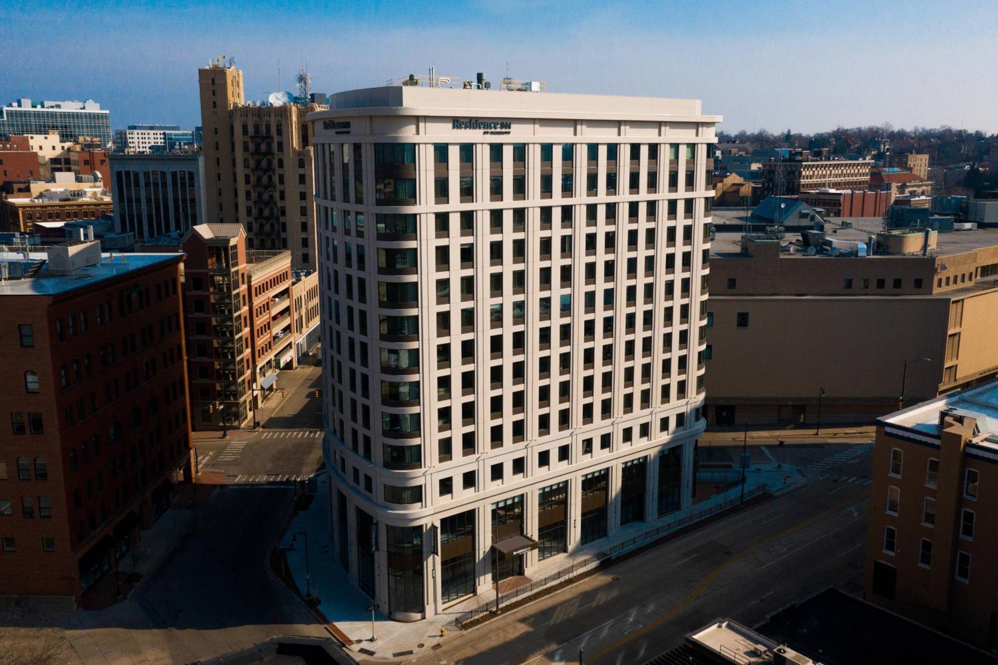 Residence Inn By Marriott Grand Rapids Downtown Extérieur photo